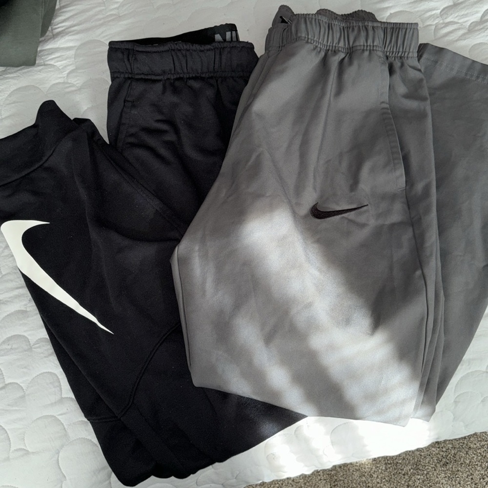 BUNDLE: Men’s Nike Pants